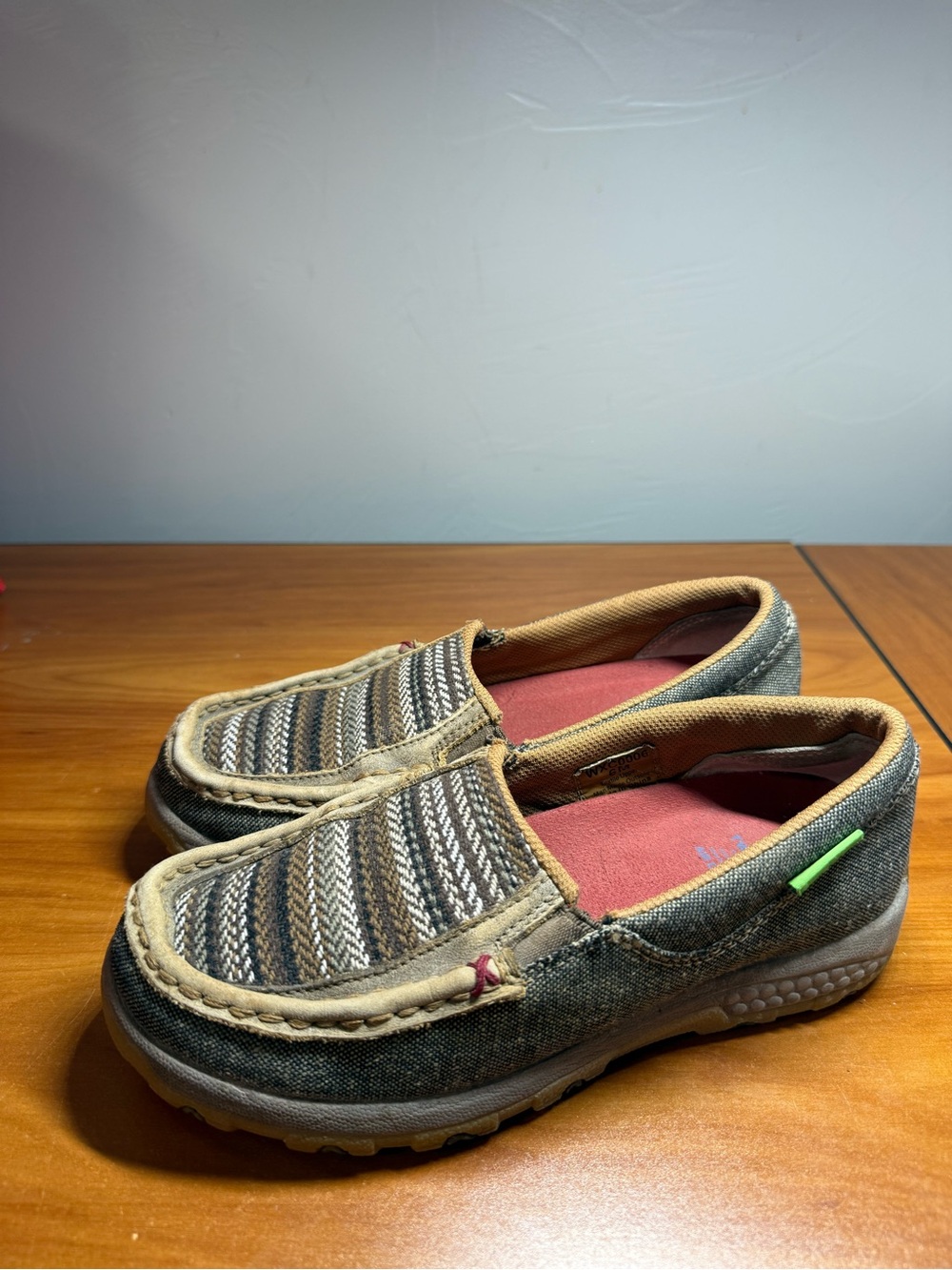 Women's Twisted X Slip-on Driving Moccasin Khaki/Grey Multicolor Western WXC0006